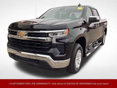 Used 2025 Chevrolet Silverado 1500 LT image 6