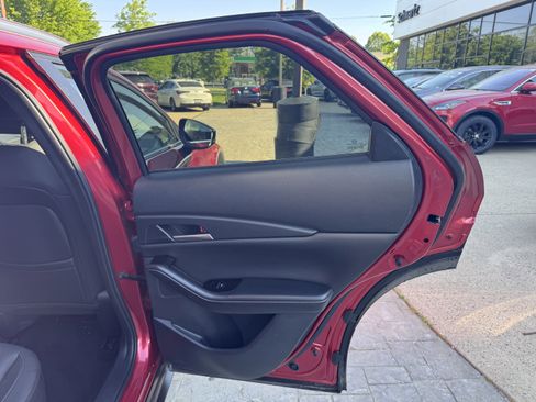 Used 2025 MAZDA CX-30 AWD 2.5 S w/ Select Sport Pkg image 24
