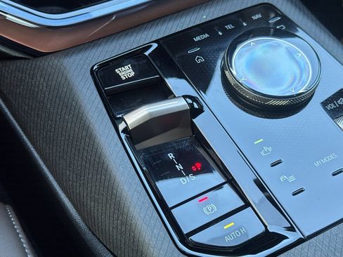 Used 2025 BMW X3 xDrive30i w/ Premium Package image 18