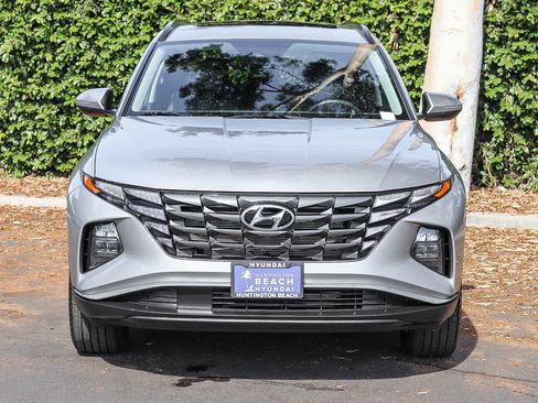 Used 2023 Hyundai Tucson SEL w/ Convenience Package AWD/4WD image 2