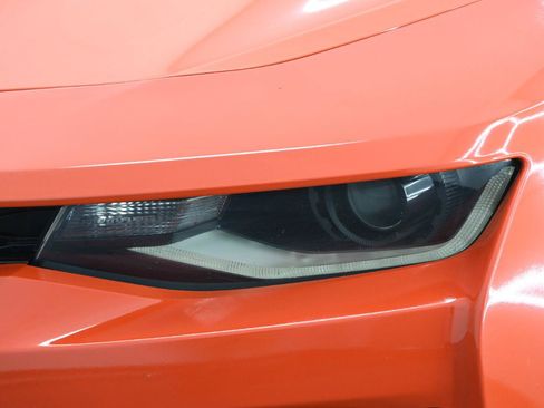 Used 2018 Chevrolet Camaro SS w/ Hot Wheels Edition RWD image 8