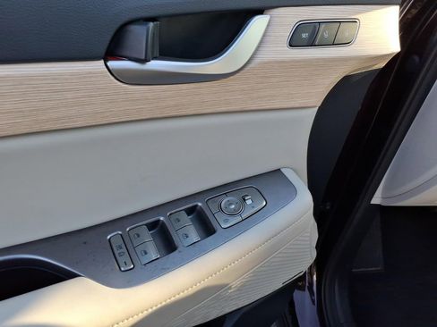 Used 2024 Hyundai Palisade Limited image 15