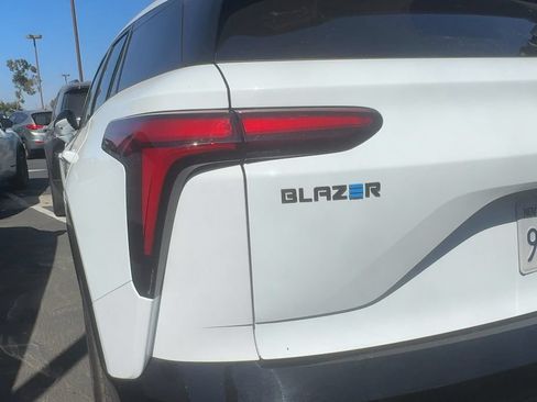 Used 2024 Chevrolet Blazer EV RS AWD/4WD image 9