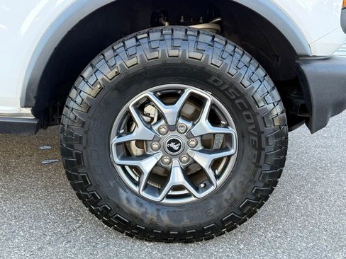 Used 2025 Ford Bronco 4-Door image 43