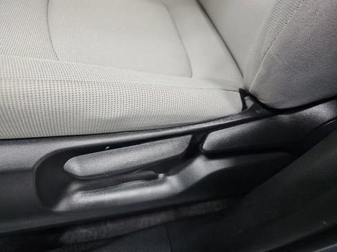 Certified 2024 Toyota Corolla Cross L AWD/4WD image 16