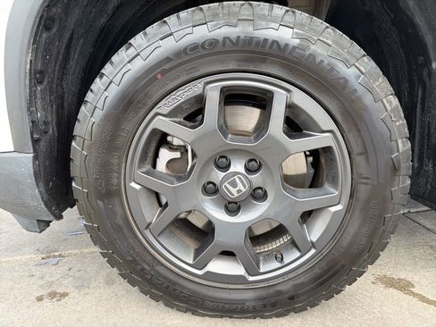 Used 2024 Honda Pilot TrailSport image 33