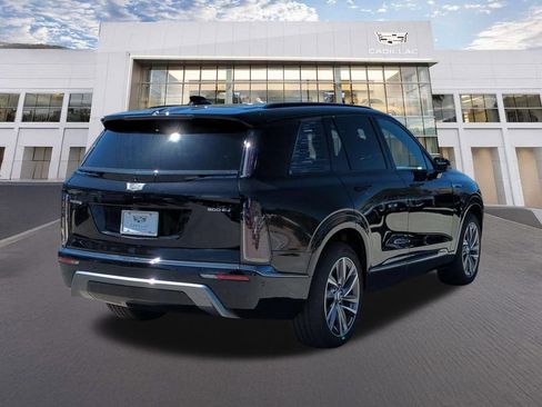 Used 2026 Cadillac Vistiq Sport w/ LPO, Floor Liner Package AWD/4WD image 3