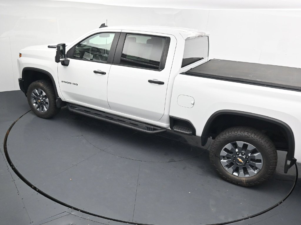 Used 2022 Chevrolet Silverado 2500 Custom w/ Custom Value Package AWD/4WD image 27