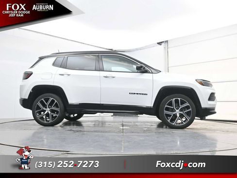 Used 2024 Jeep Compass Limited w/ Elite Group image 23