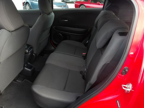 Used 2019 Honda HR-V Sport image 12