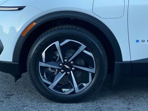 New 2026 Chevrolet Equinox EV LT FWD image 46