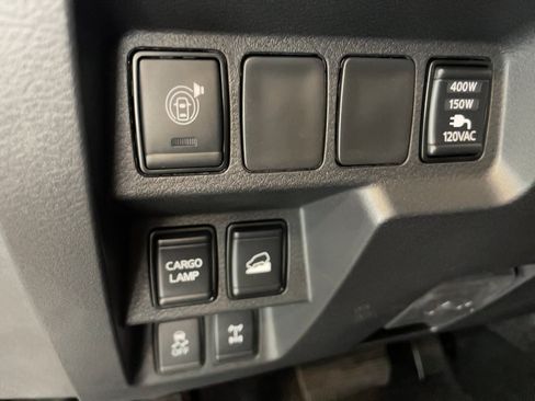 Certified 2025 Nissan Frontier PRO-4X w/ Pro Premium Package AWD/4WD image 19