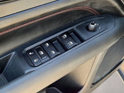 Used 2024 Jeep Compass Trailhawk AWD/4WD image 23