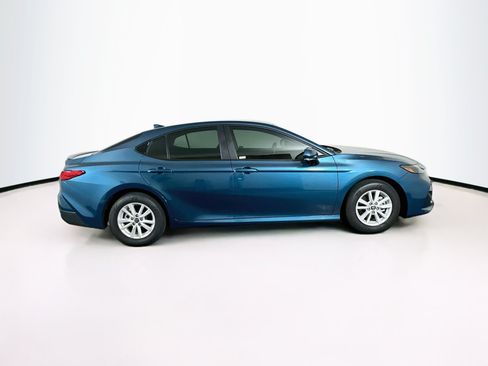 Used 2026 Toyota Camry LE w/ Convenience Package FWD image 10