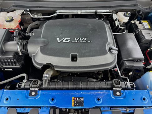 Used 2022 Chevrolet Colorado Z71 AWD/4WD image 10