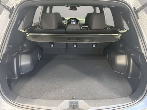 Used 2026 Subaru Forester Premium AWD/4WD image 9