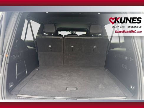 Used 2024 Jeep Wagoneer L Series II w/ Flexible Seating Group AWD/4WD image 35