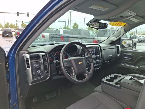 Used 2017 Chevrolet Silverado 1500 LT w/ LT Eassist Package AWD/4WD image 18