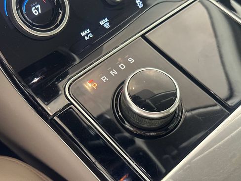 Used 2018 Land Rover Range Rover Velar S AWD/4WD image 7