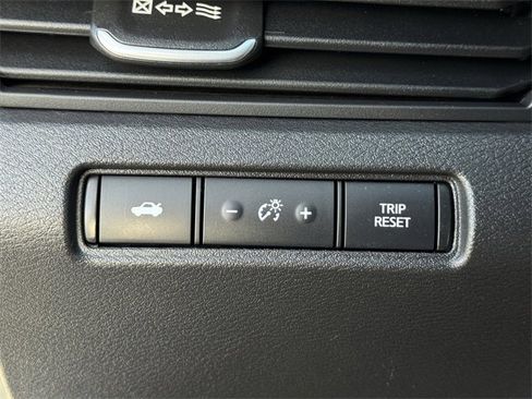 Used 2023 Nissan Altima 2.5 SV image 24