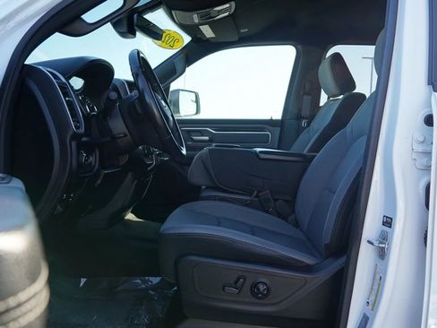 Used 2021 RAM 1500 Big Horn image 12
