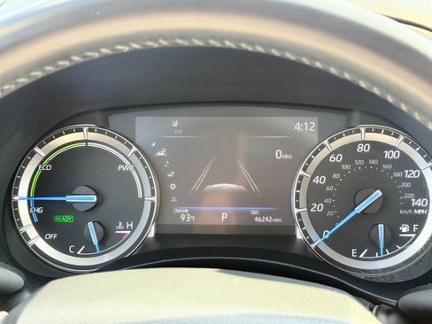 Used 2022 Toyota Highlander XLE image 24