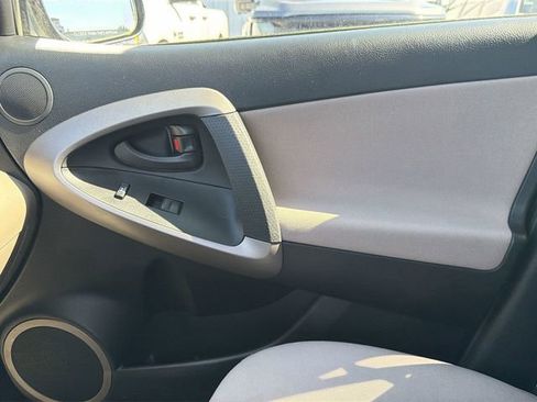 Used 2007 Toyota RAV4 4WD image 22