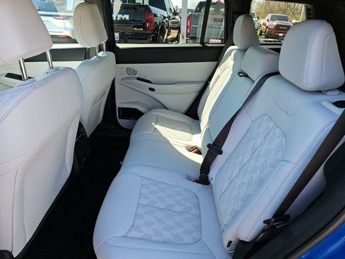 New 2026 Jeep Cherokee Overland AWD/4WD image 18