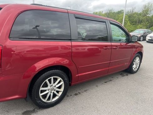 Used 2015 Dodge Grand Caravan SXT FWD image 11