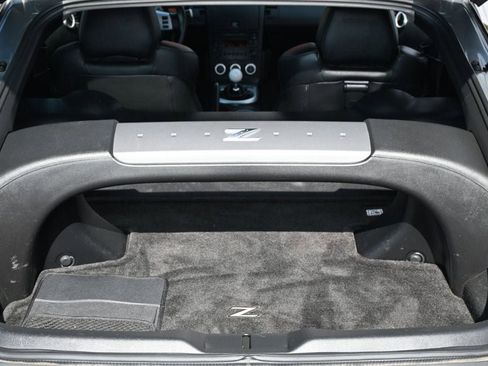 Used 2006 Nissan 350Z Enthusiast w/ (N93) Cargo Convenience Pkg RWD image 11