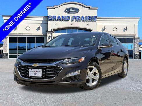 Used 2023 Chevrolet Malibu LT FWD image 1