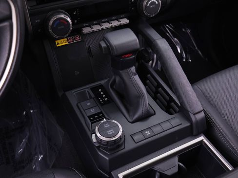 Used 2025 Toyota 4Runner TRD Sport Premium AWD/4WD image 12
