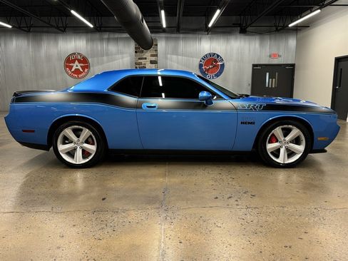 Used 2009 Dodge Challenger SRT8 w/ Spring Special Group image 15
