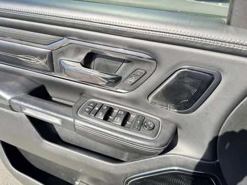 Used 2022 RAM 1500 Limited AWD/4WD image 11