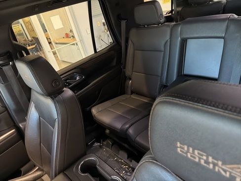 Used 2022 Chevrolet Tahoe High Country image 22