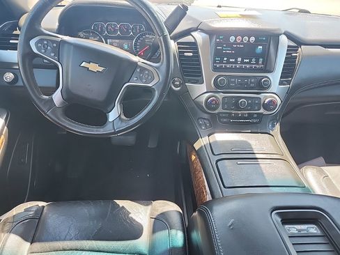Used 2017 Chevrolet Suburban Premier RWD image 8