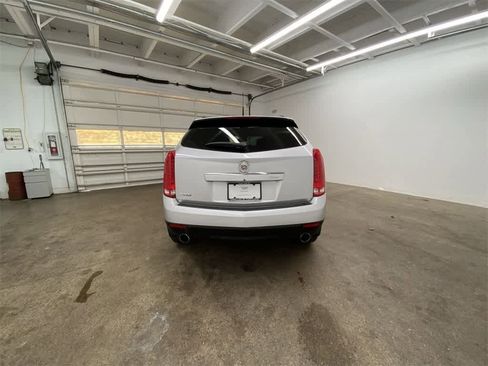 Used 2011 Cadillac SRX 2WD image 5
