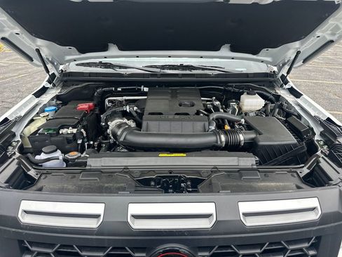 New 2025 Nissan Frontier PRO-4X image 31