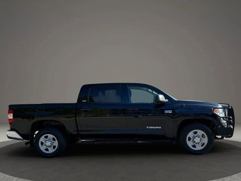 Used 2017 Toyota Tundra SR5 RWD image 11