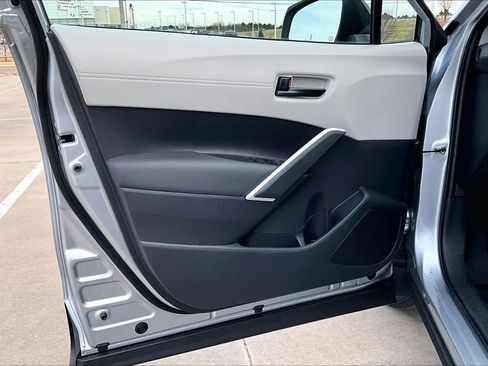 New 2026 Toyota Corolla Cross L image 10