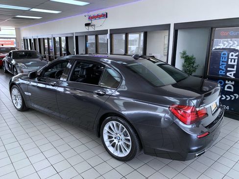 Used 2015 BMW 750Li xDrive AWD/4WD image 7