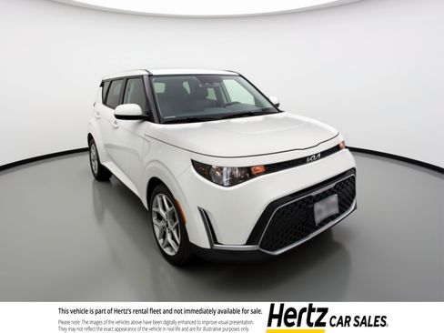 Used 2025 Kia Soul LX w/ LX Technology Package image 1