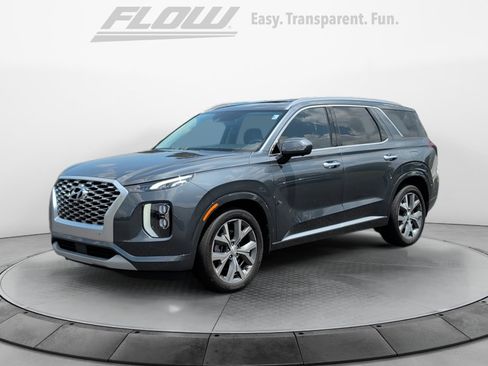 Used 2022 Hyundai Palisade Limited FWD image 4