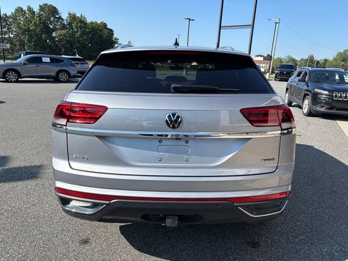 Used 2023 Volkswagen Atlas Cross Sport SE w/ Panoramic Sunroof Package AWD/4WD image 8