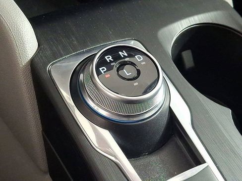 Used 2023 Ford Escape Platinum w/ Premium Technology Package image 17