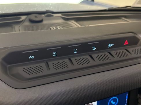 New 2025 Ford Bronco Badlands image 39