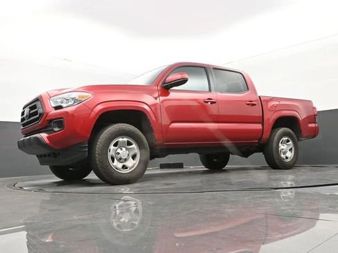 Used 2022 Toyota Tacoma SR w/ SR Convenience Package RWD image 12