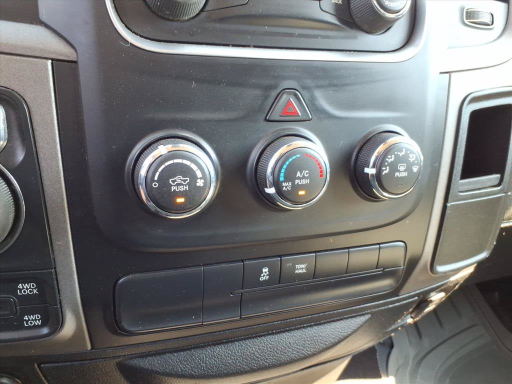 Used 2019 RAM 1500 Express AWD/4WD image 23