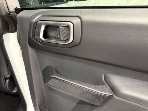 New 2025 Ford Bronco Badlands w/ Sasquatch Package image 25