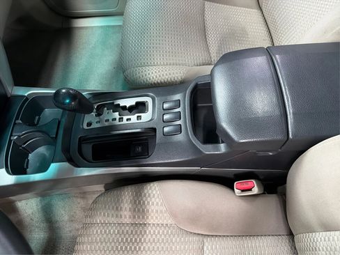 Used 2008 Toyota 4Runner SR5 image 33